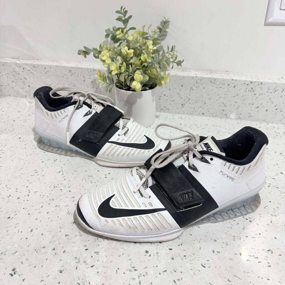 Nike Romaleo 3 Powerlifting Weightlifting Shoes White Black Womens 9.5 #TS lift